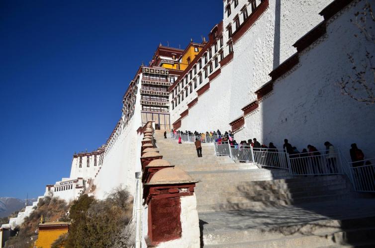 西藏10个著名的自驾游景点，想去西藏自驾游的小伙伴可千万不要错过这些美景!