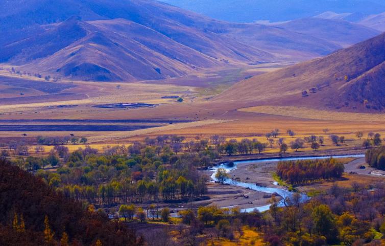 6-8月内蒙古周边自驾游去哪好玩，最美内蒙古自驾游风景及美食攻略推荐