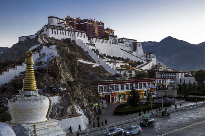 西藏自驾游必去的四大景点推荐，西藏自驾游不容错过的著名景点
