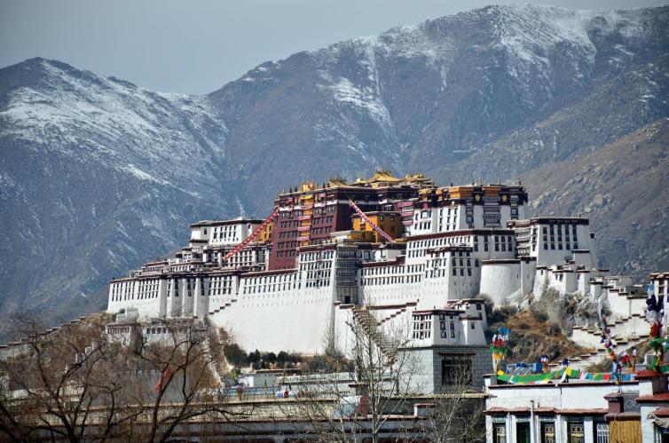 西藏自驾游这4个5A级景区不得不去，西藏那些广为人知的自驾圣地推荐