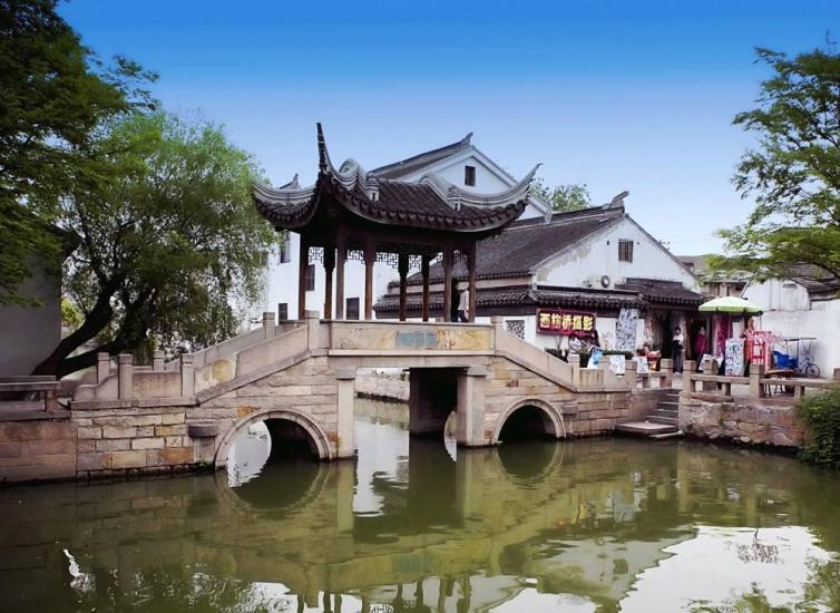 12个江苏吴江周边古镇自驾游攻略推荐，春节过年带着家人自驾游赏景/品美食！