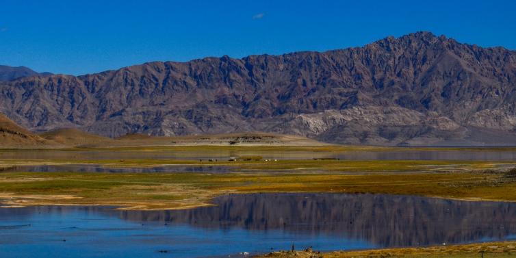 新藏线自驾路上10大绝美景点，你错过了几个？新疆-西藏自驾游线路推荐攻略