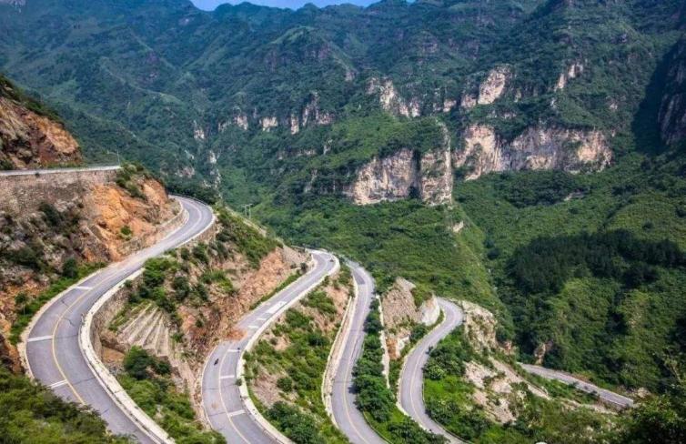 10条中国最弯公路自驾游好去处推荐，亲身体验自驾最弯公路的刺激与绝美风景
