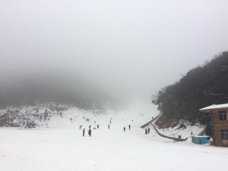 冬天重庆周边玩雪自驾游线路攻略，重庆最佳赏雪好去处推荐
