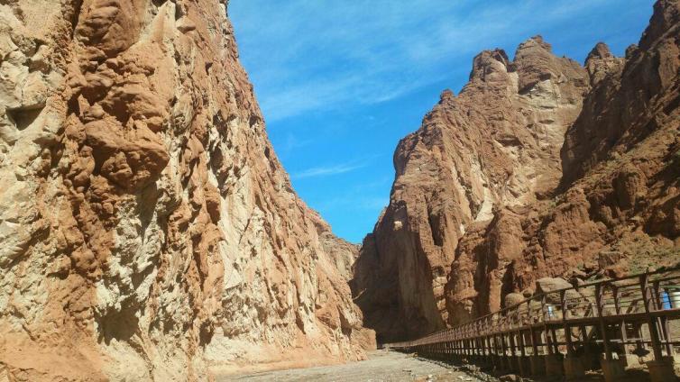 新疆最美的5条自驾路线任你挑选, 这几条路线包含了新疆所有美景!(附路线规划）