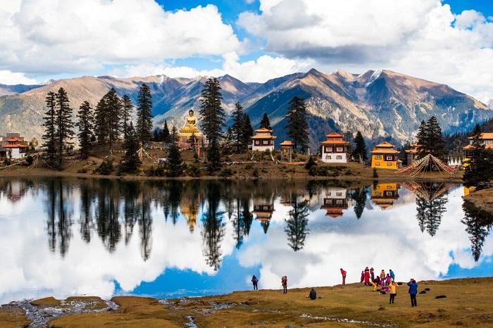 川进青出十日西藏自驾游目的地攻略，带你体验西藏最美的季节
