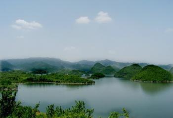 龙泉湖景区