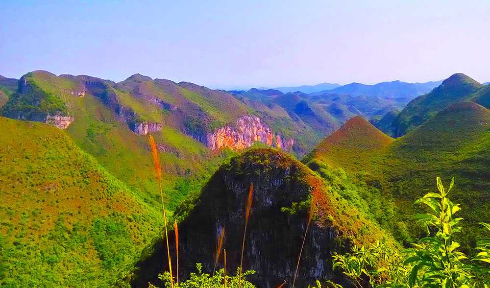 神奇的乐业大石围天坑,原始森林96000,地图9600,数字太巧合