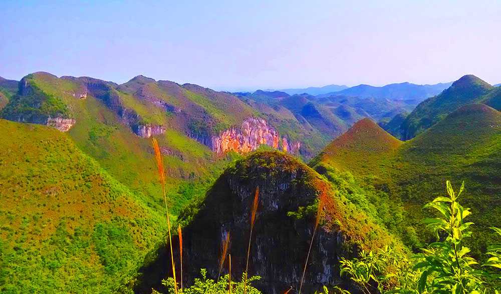 神奇的乐业大石围天坑，原始森林96000，地图9600，数字太巧合