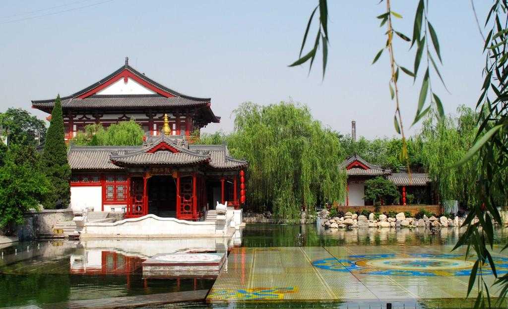 游西安只有一天的时间,这一日游攻略值得参观,囊括很多主要景点