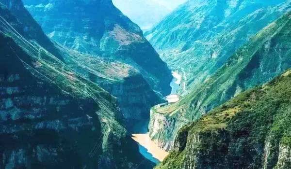 截流雅鲁藏布江可建造世界第一的水电站，但更大的好处是水的利用
