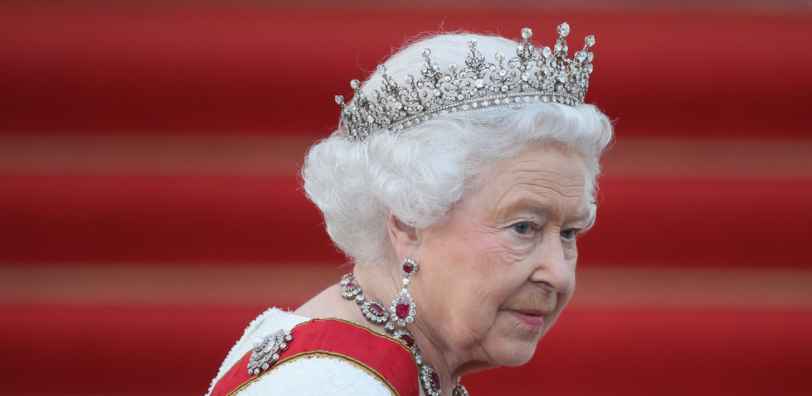 美媒曝光英国政府为应对“女王驾崩”制定的“伦敦桥”计划,惹怒英国人
