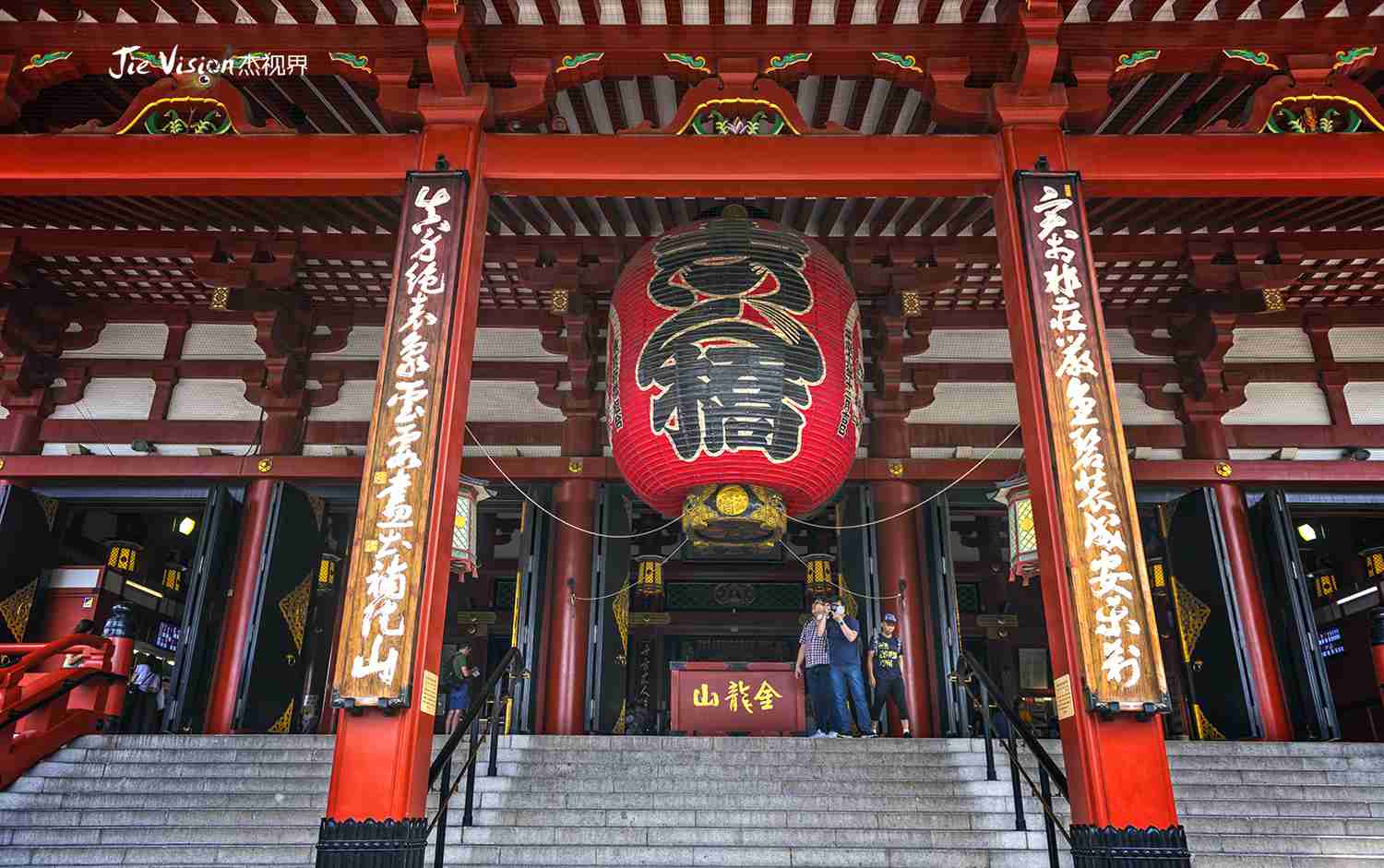 1300年前偶然捞起金像认为是“观音显灵”成就日本最著名寺庙