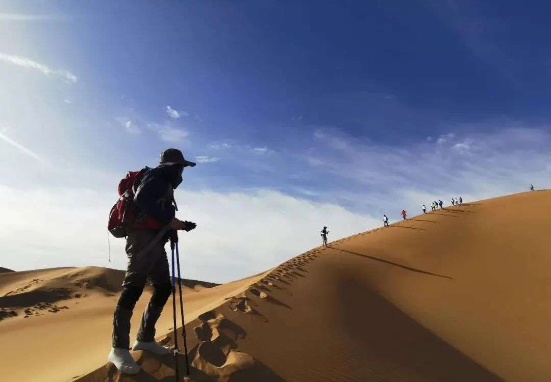 2022的第一场徒步旅行，就从腾格里沙漠开始吧