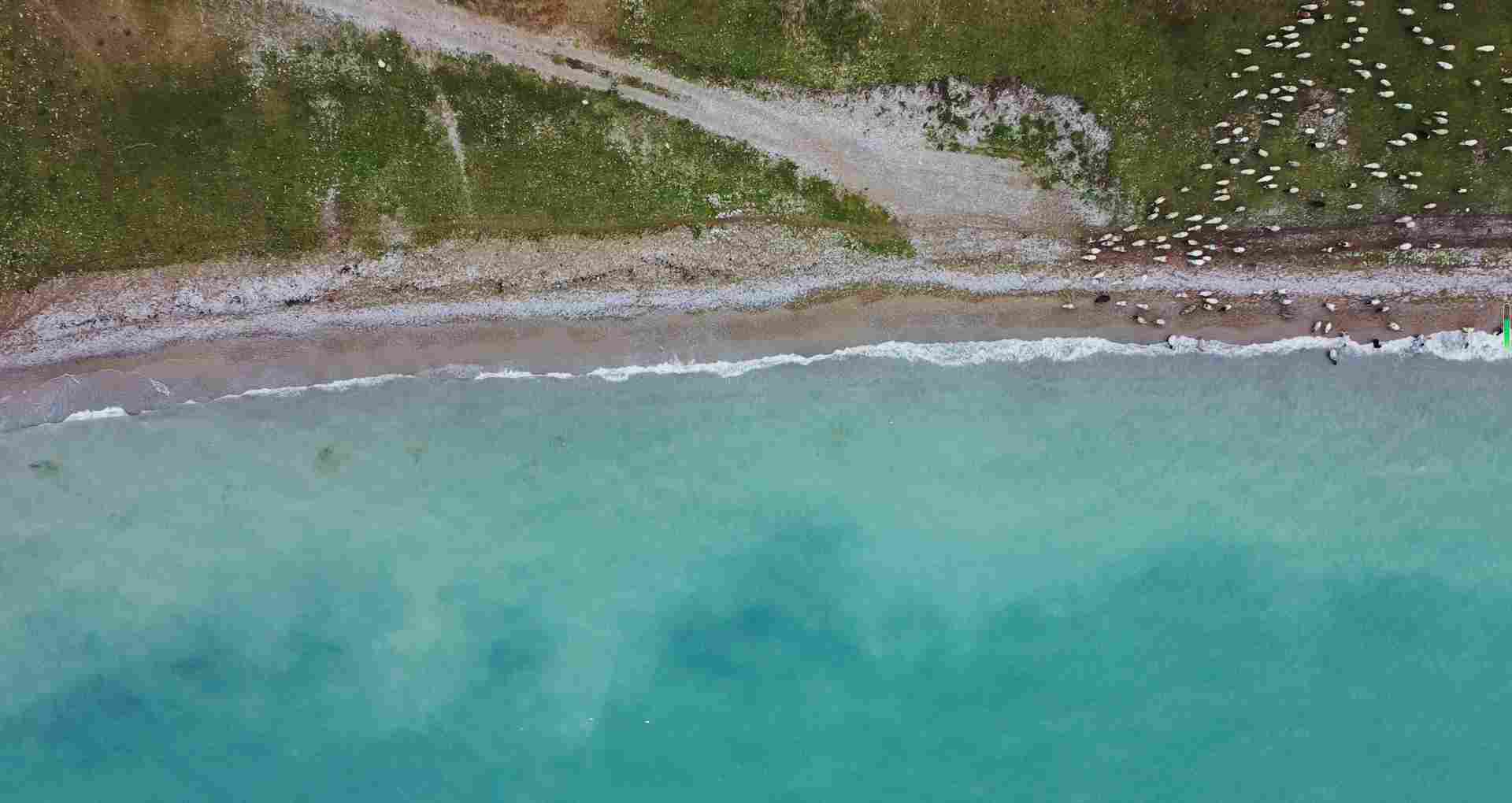 房车西北旅行湖景篇：航拍下的青海湖，是你想象不到的旖旎