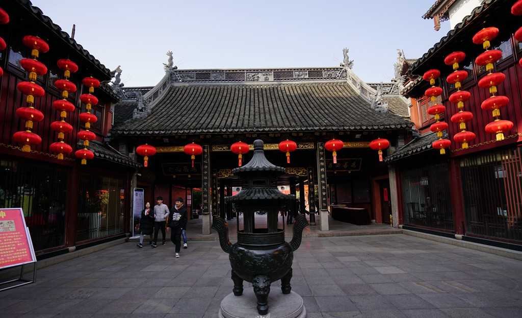 上海人过年必去的城隍庙，今年有点不一样，这份游玩攻略请收好