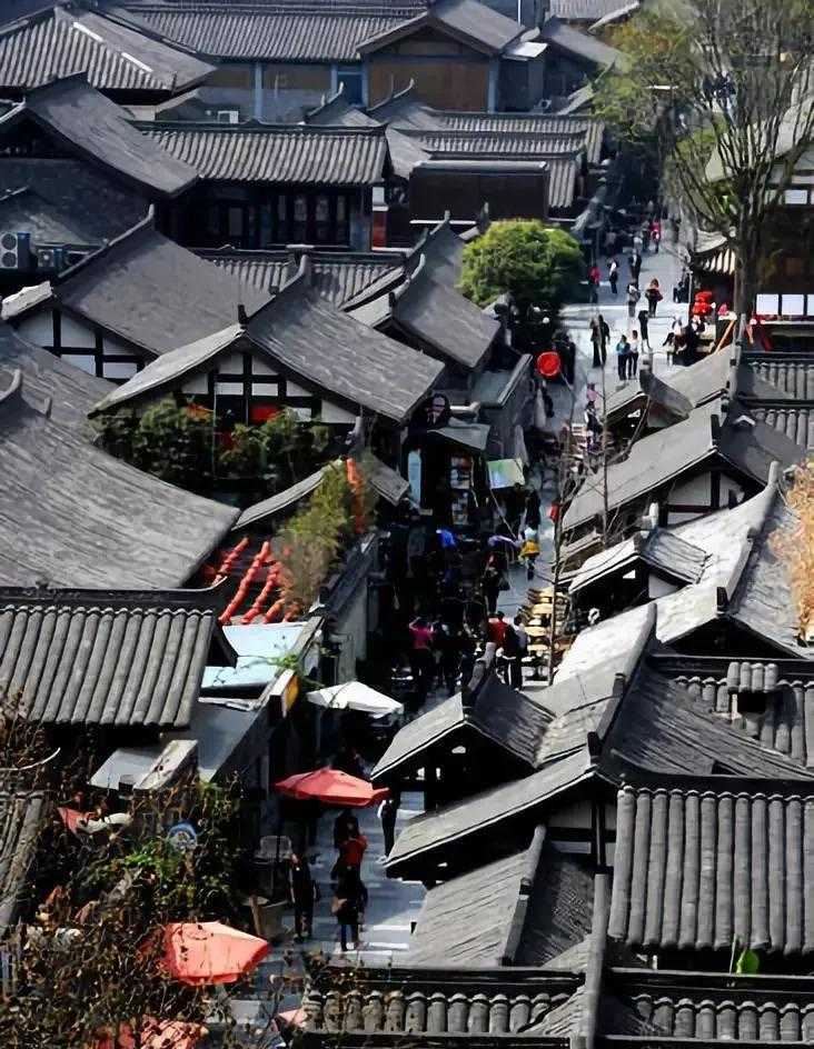 “最成都的”宽窄巷子,哪些地方触动了你的神经?