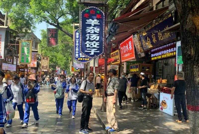 西安最出名的10种小吃,地道美食,来西安别忘记尝一尝,好吃不贵