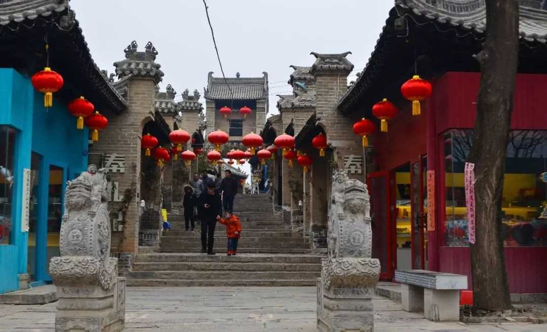陕西有个古朴的村庄，美食小吃闻名西安，很多游客慕名前往