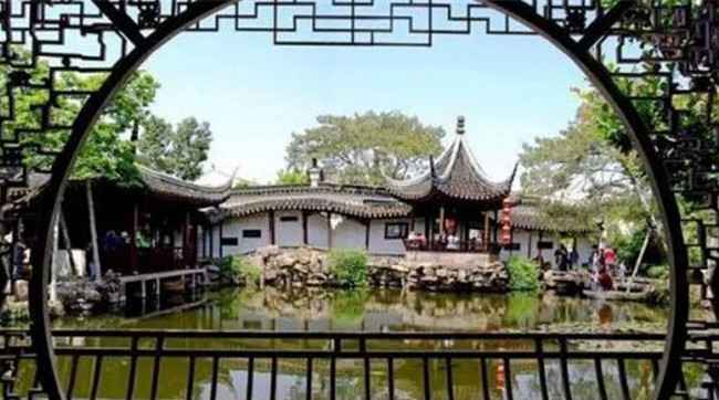 苏州十大著名旅游景点，拙政园是江南古典庭院的代表之处