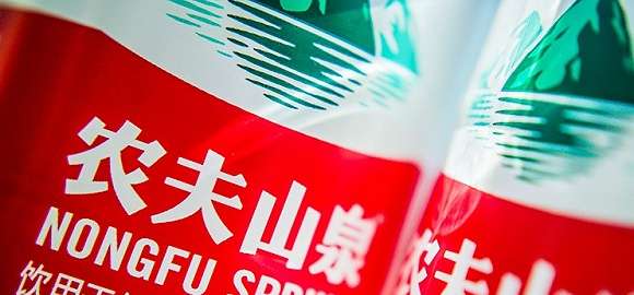 上市即巅峰,农夫山泉“搬水”还快乐吗?