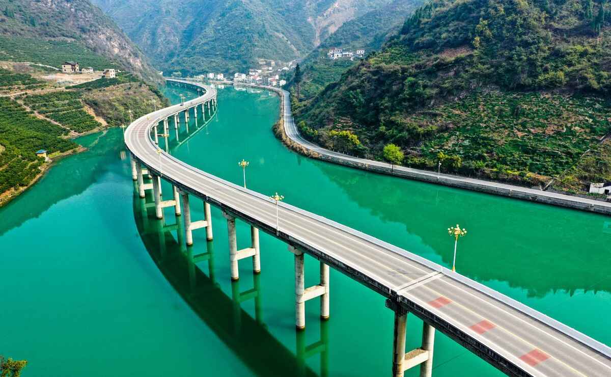 湖北精华自驾去哪里?湖北7条精华自驾路线地图攻略分享