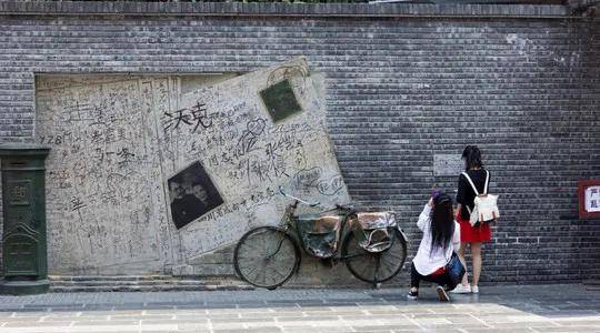 “最成都的”宽窄巷子,哪些地方触动了你的神经?