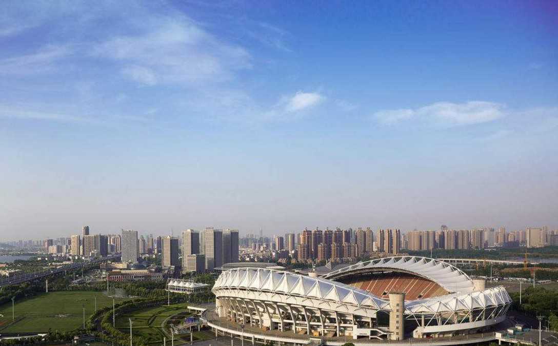 膜结构体育场——武汉体育中心体育场
